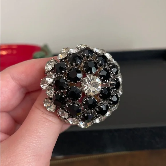 Vintage Austria Black & Crystal High Domed Rhinestone Brooch - Picture 6 of 8